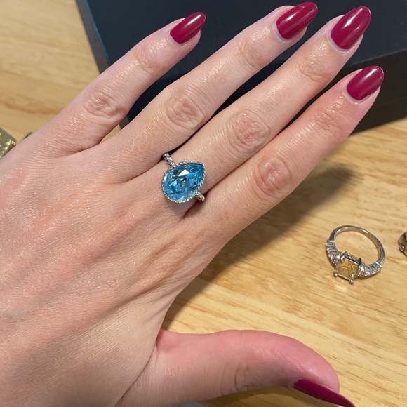 Jewelry - 925 Sterling Silver Ring